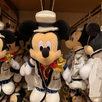 ミッキーぬいぐるみバッジ