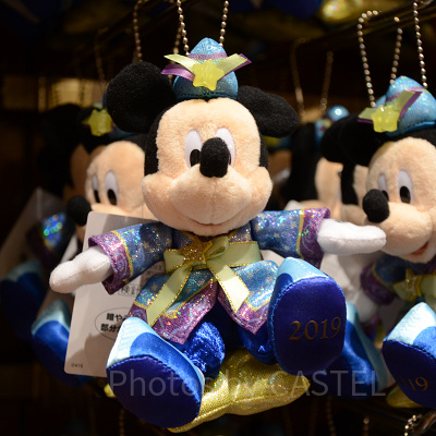 ミッキーぬいぐるみバッジ