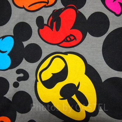 いろんな表情のミッキーTシャツ