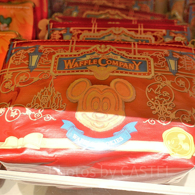 ミッキーワッフルポーチ