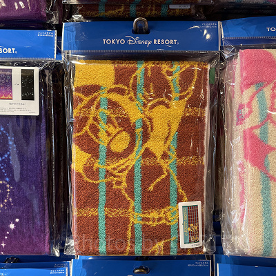 ゴルフ姿のミッキーのフェイスタオル