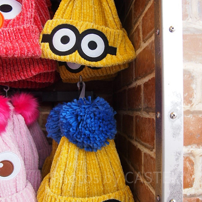 ミニオンニットキャップ