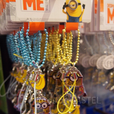 ミニオンペアストラップキーチェーン