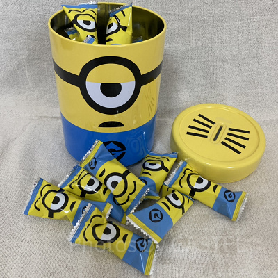 ミニオン貯金箱入りチョコレートクランチ中身