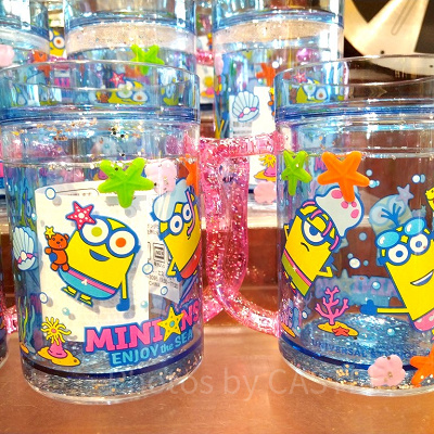 MINIONS ENJOY the SEAのウォーターインマグカップ