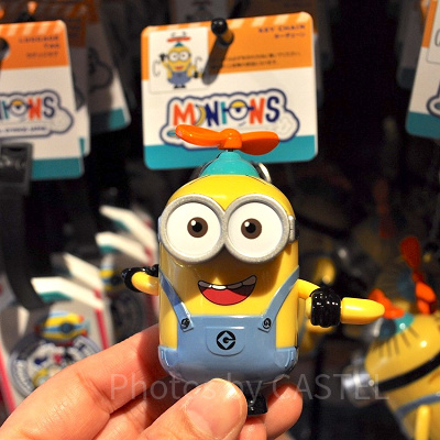 MINIONS TRAVELプロペラキーチェーン