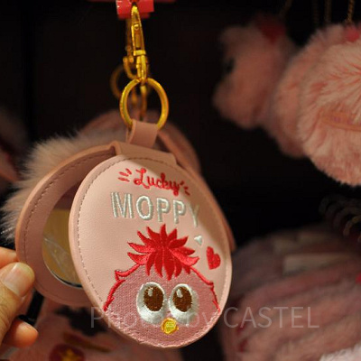 モッピーのもこもこミラーチャーム