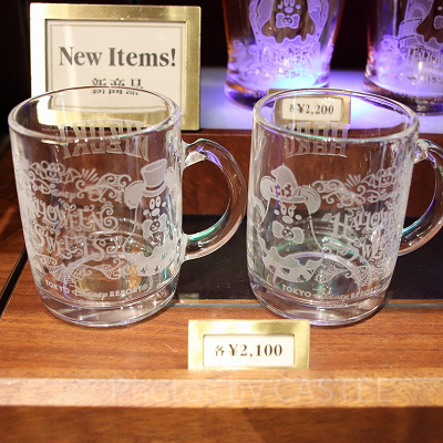 シンプルで飽きがこないデザインのマグ