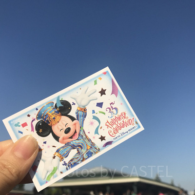 2018年4月15日にはディズニーランド35周年限定の絵柄に！