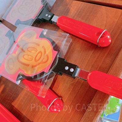 パークで買える直火式のワッフルメーカー