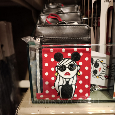 レザーパスケース