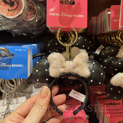 パールカチューシャキーチェーン