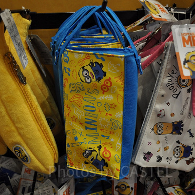 ミニオンハンドル付きペンケース