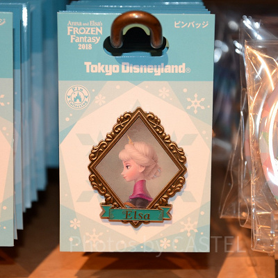 ピンバッジ（エルサ）
