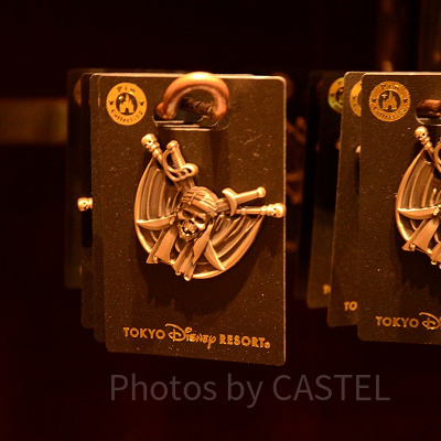 ピンバッジ（ドクロ）