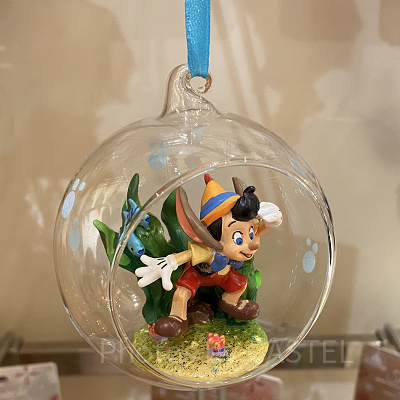 ロバの耳が生えたピノキオ