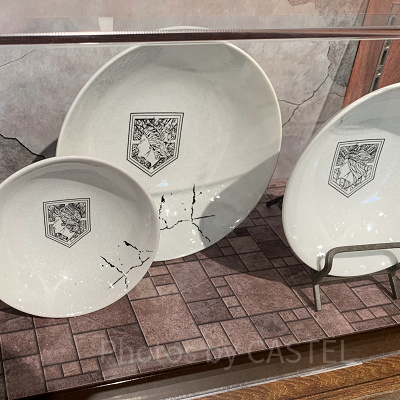 プレートセット〔USJ×進撃の巨人〕