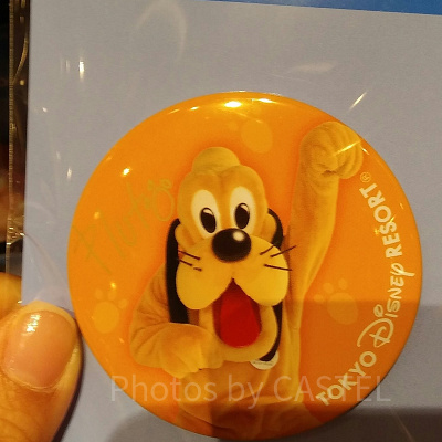 プルート実写缶バッチ