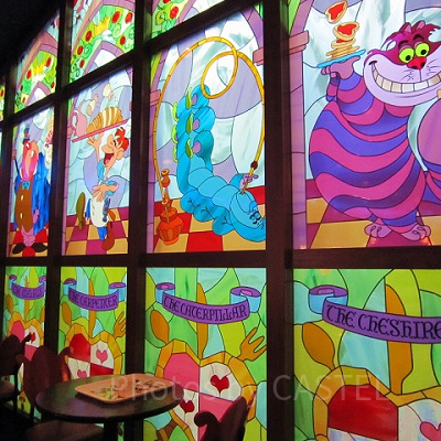 クイーン・オブ・ハートのバンケットホール：内装