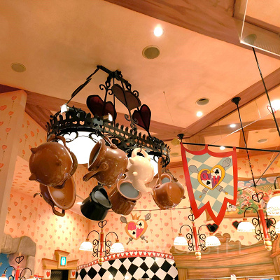 クイーン・オブ・ハートのバンケットホール：内装