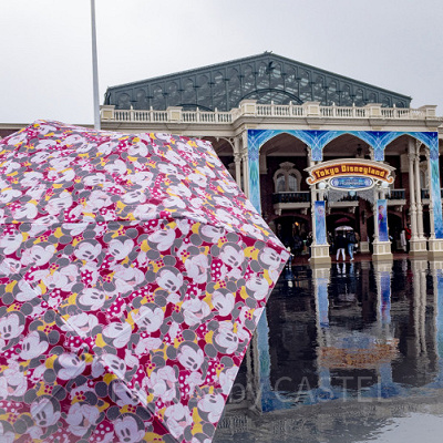 雨ディズニーでの靴は？