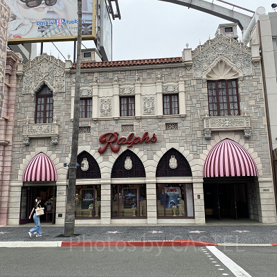 「ラルフ・スーパーマーケット」：ハリウッド大通り6523-5番地