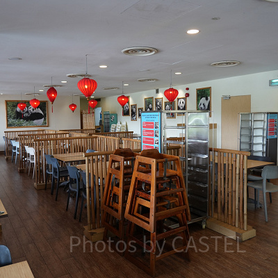 リバーワンダー：フードコート