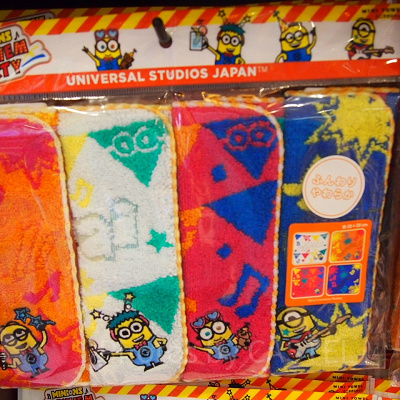ミニオンミニタオル4枚セット