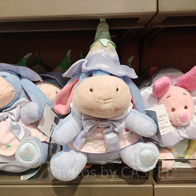 上海ディズニーくまのプーさんグッズ：植物シリーズのイーヨーぬいぐるみ