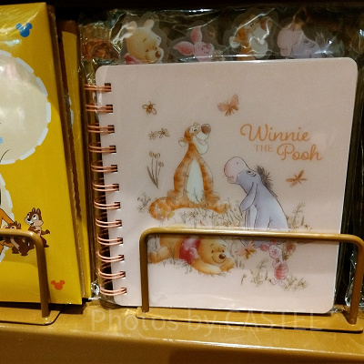 上海ディズニーくまのプーさんグッズ：プーと仲間たちのリングノート