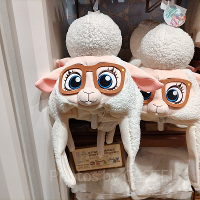 上海ディズニーズートピアグッズ：ベルウェザーのファンキャップ