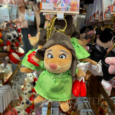 上海ディズニーズートピアグッズ：フルーフルーのぬいぐるみキーチェーン