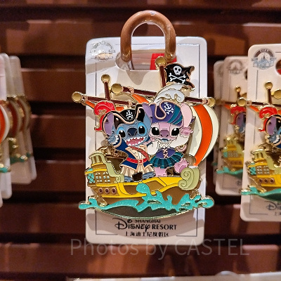 上海ディズニーランドグッズ：スティッチの海賊ピンバッジ