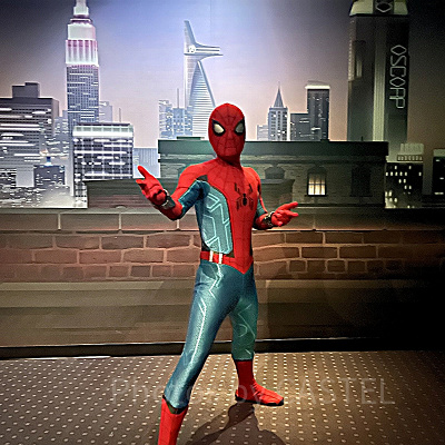 上海ディズニーのマーベルエリア「マーベルユニバース」：スパイダーマンに会える