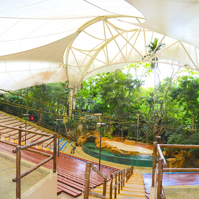 シンガポール動物園：大型のショー施設