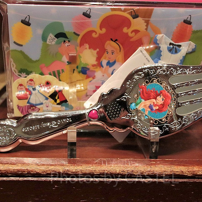 歌うカミスキー（アリエル）