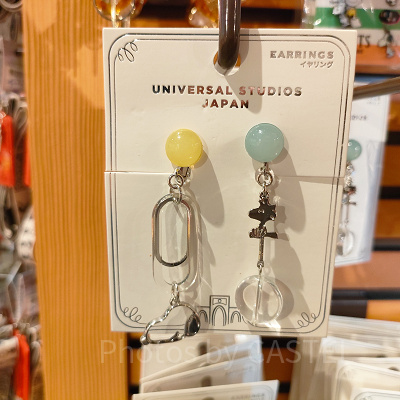 スヌーピーのイヤリング