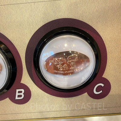 スヌーピーのメダリオン（クリスマス限定）C