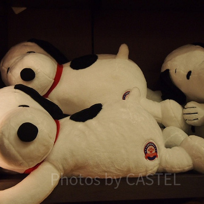 スヌーピー　ぬいぐるみL（寝そべりポーズ）