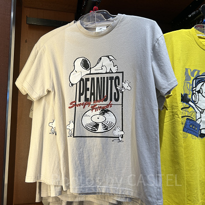 スヌーピーのTシャツ