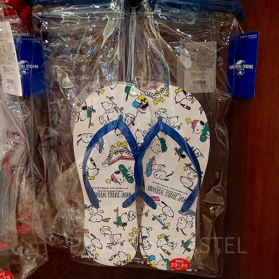 スヌーピーの夏グッズ「JOE SKATEBOARD」総柄ビーチサンダル