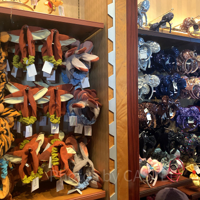 定番身につけグッズ