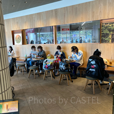 スターバックス舞浜駅店　座席数