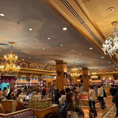 エンポーリオの様子（2022年6月 20時30分ごろ）