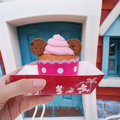 ストロベリーチョコチップマフィン