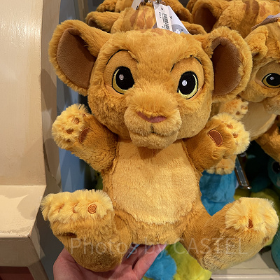 ぬいぐるみ（シンバ）