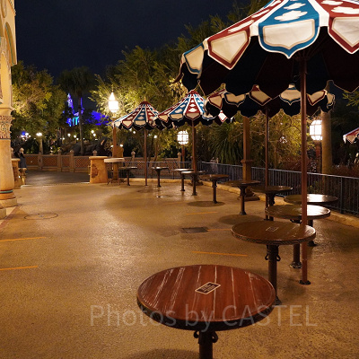 サルタンズ・オアシス：テラス席