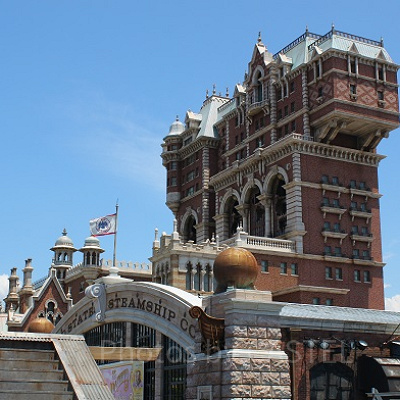 大きな佇まいは、遠くから見ても存在感がありますね。