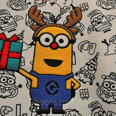 ユニバーサルスタジオストアで販売されていたミニオンのトレーナーワッペン部分がキュート