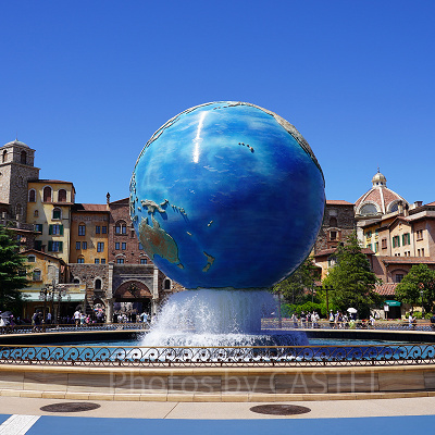 冒険とイマジネーションの海<br />東京ディズニーシーのシンボルアクアスフィア